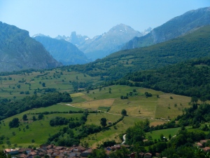 The view of Naranjo from Poo de Cabrales